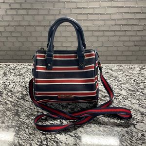 Tommy Hilfiger Crossbody